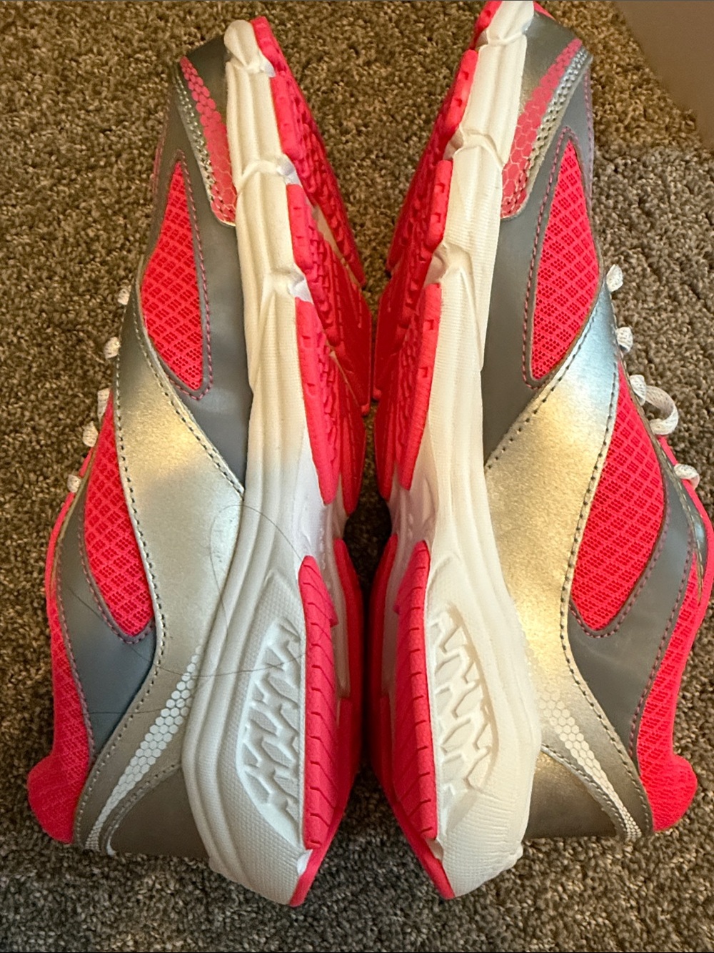 New balance - Picture 4 of 6